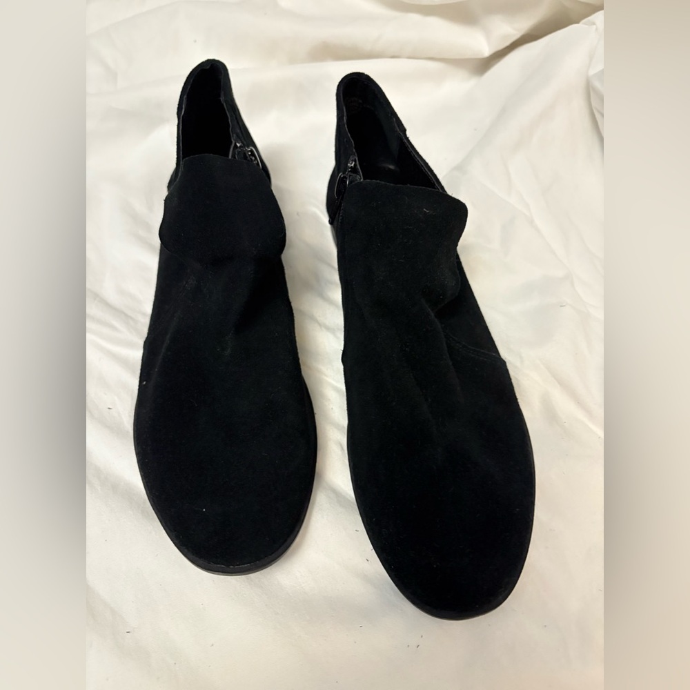 NINE WEST Black Suede Ankle Boots